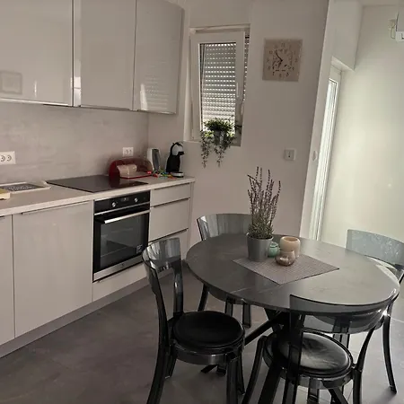 Lana Apartamento